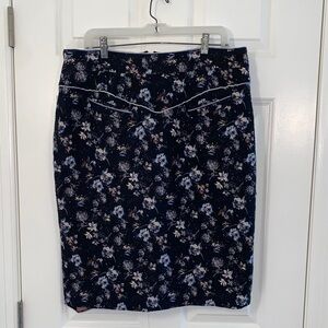 Nanette Lepore Floral Print Women's Skirt - Black and White size 14